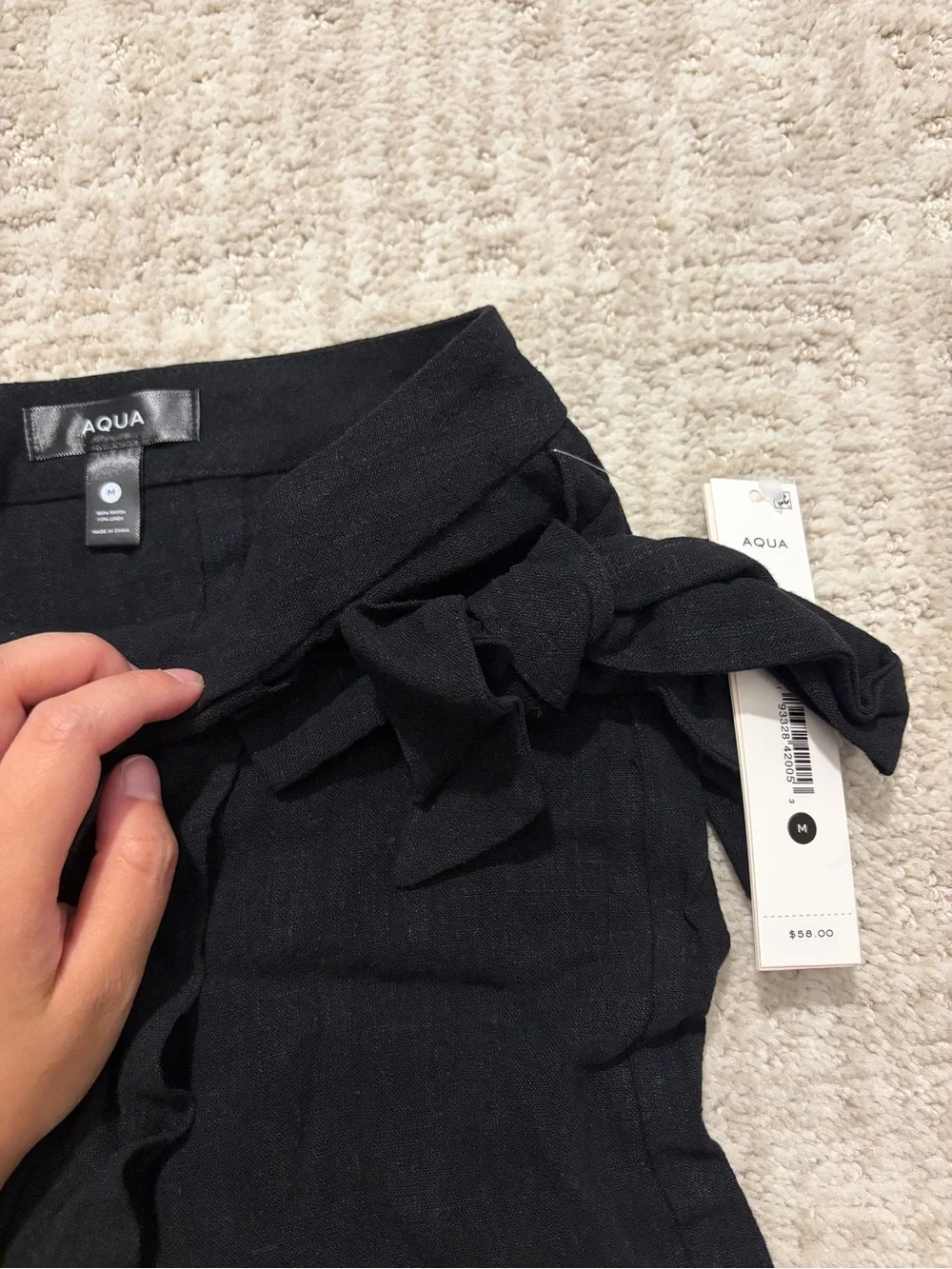 Aqua Black Ruffle Woven Wrap linen blend Skort size medium brand NWT